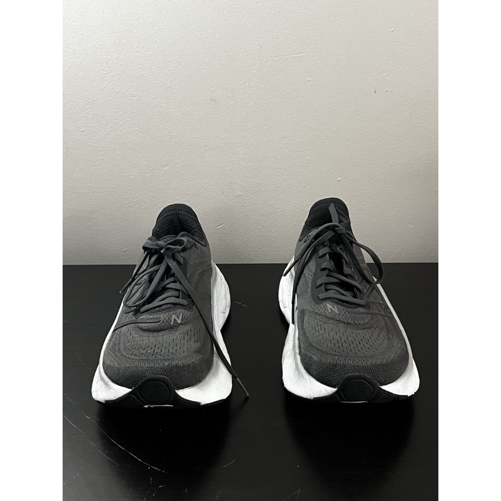 New Balance Fresh Foam X More v4 Athletic Women Gray Low Top Sneakers Size 9 - Picture 2 of 7